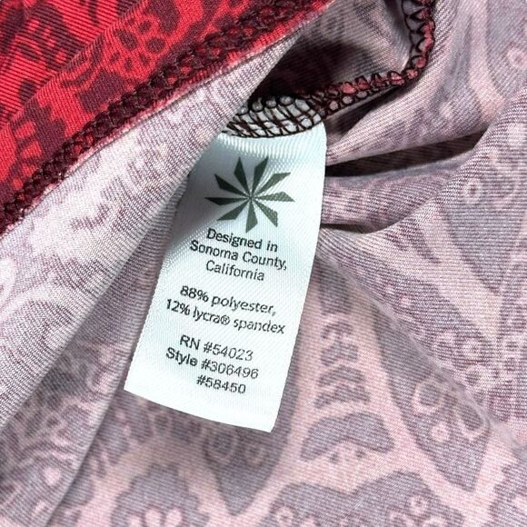 Athleta Top Womens Size Small S Red Graphic Tank Top - Picture 4 of 7
